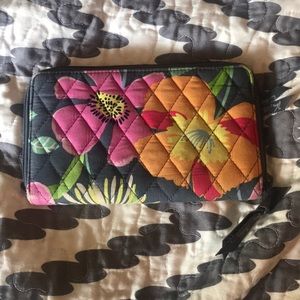 Vera Bradley floral wallet